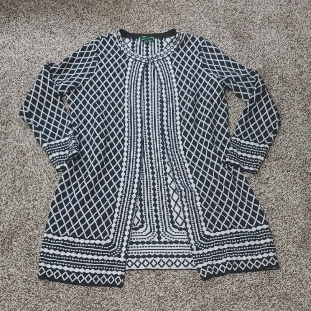 C. Wonder Duster Cardigan Black And White Knit Jacquard Women's Size M